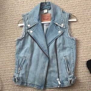Levi Jean Vest